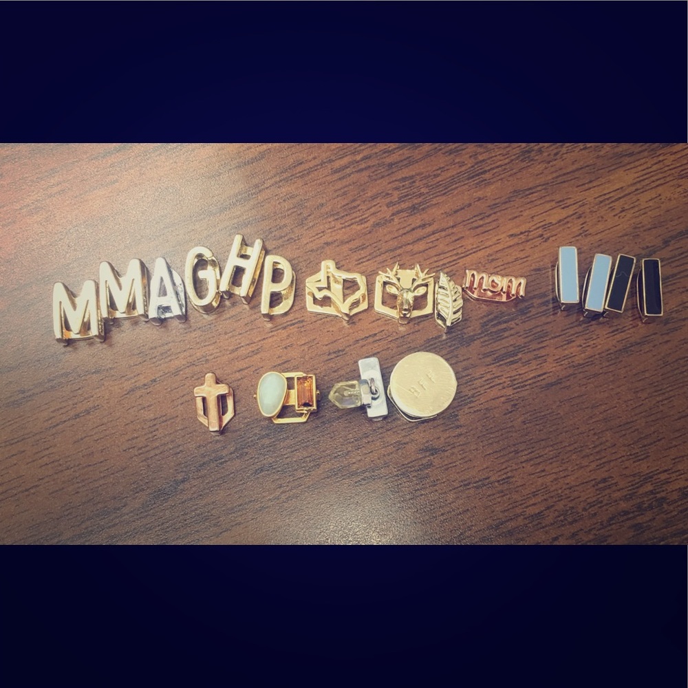 KEEP 26 Piece Jewelry Bundle. Great Condition.